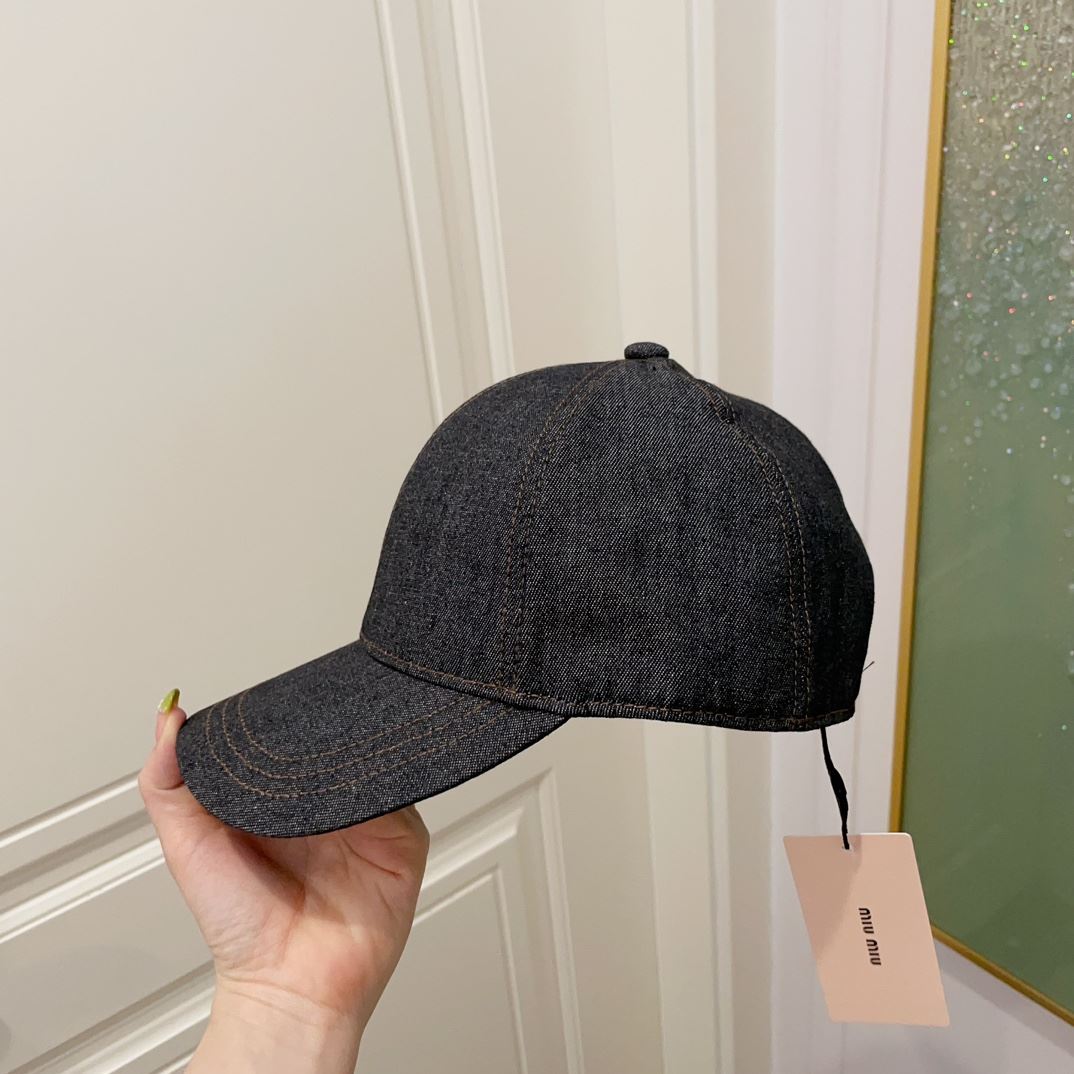 Miu Miu Caps